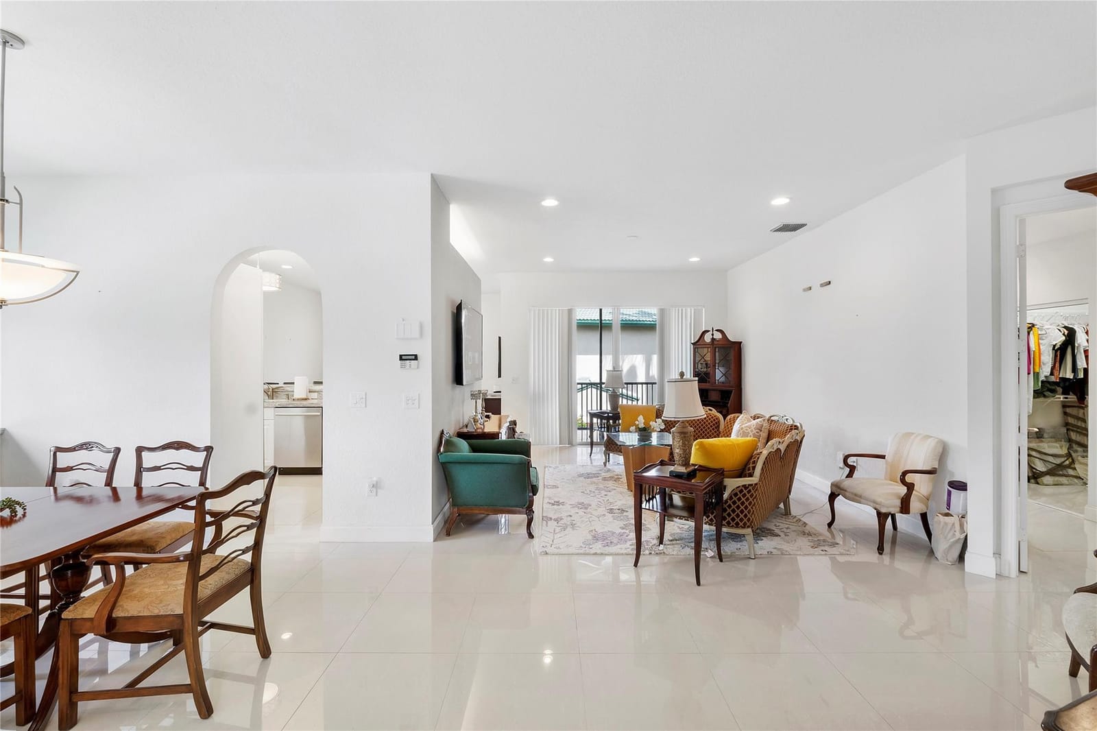 7940 Exeter Circle E 201, Tamarac, FL 33321 photo 6