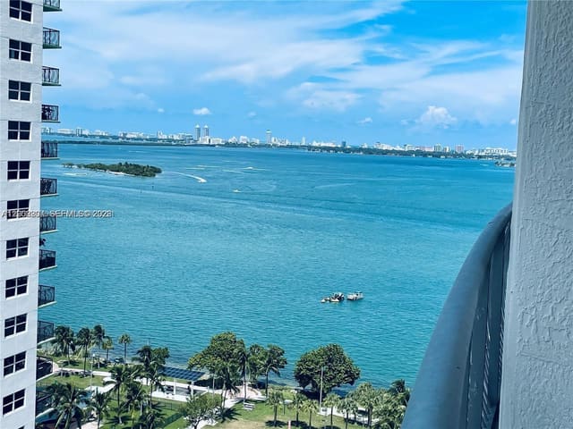 1750 N Bayshore Drive 2109, Miami, FL 33132