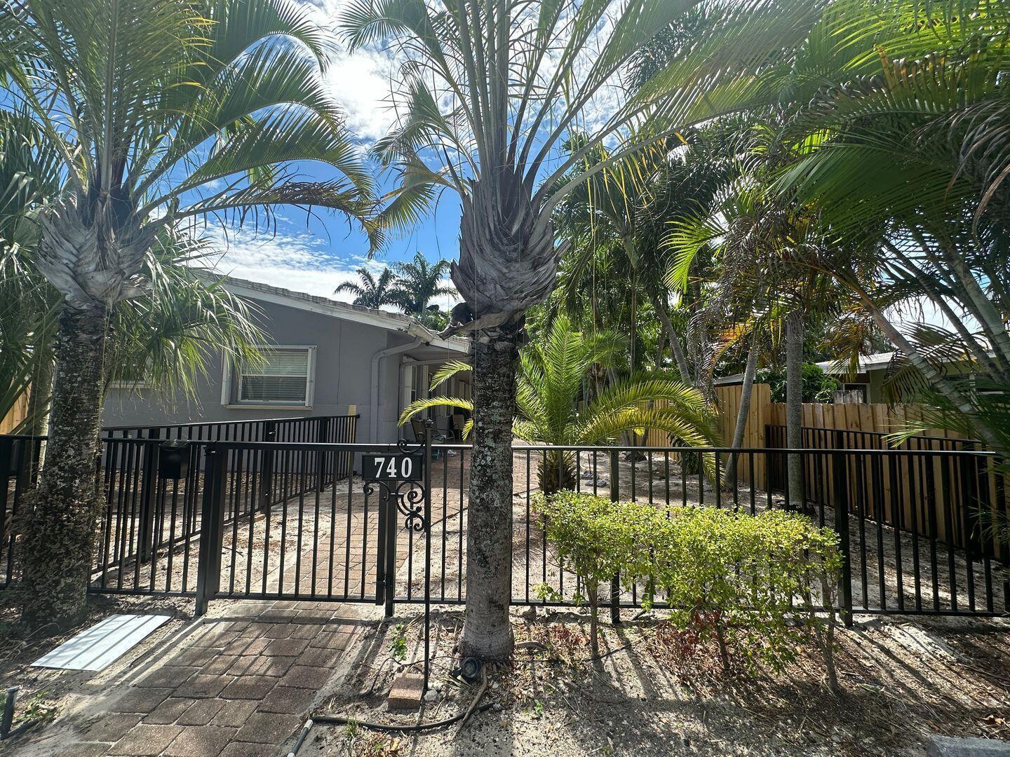 740 NE 37th Street Unit B, Oakland Park, FL 33334, Oakland Park