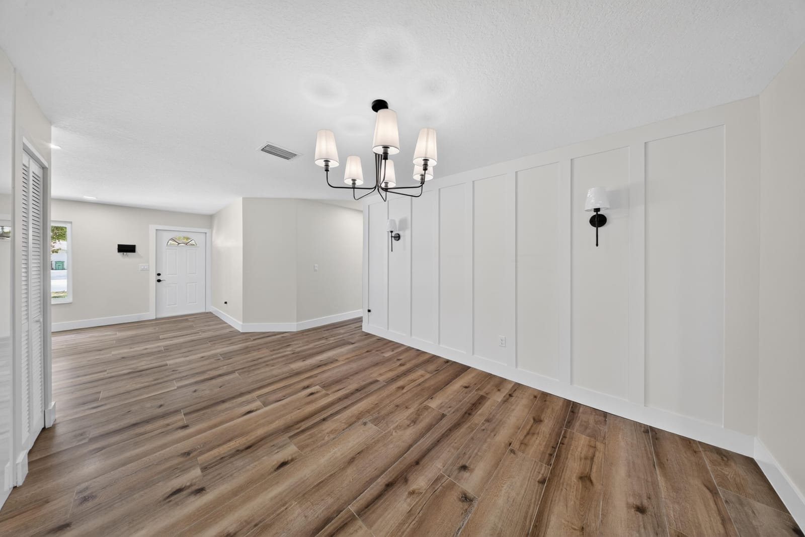 1451 SE Grapeland Avenue — photo 9