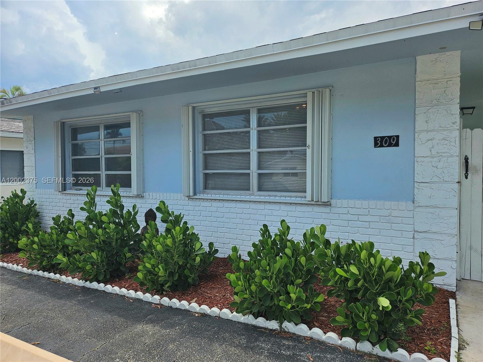 309 SE 12th Avenue, Pompano Beach, FL 33060 photo 2