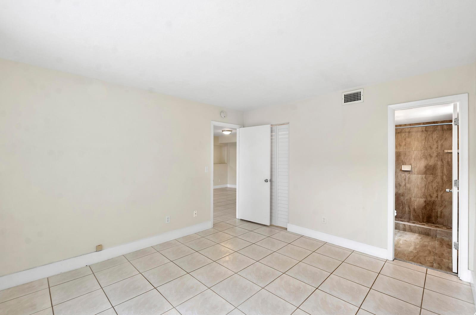 10710 Royal Palm Boulevard 2-2 — photo 2