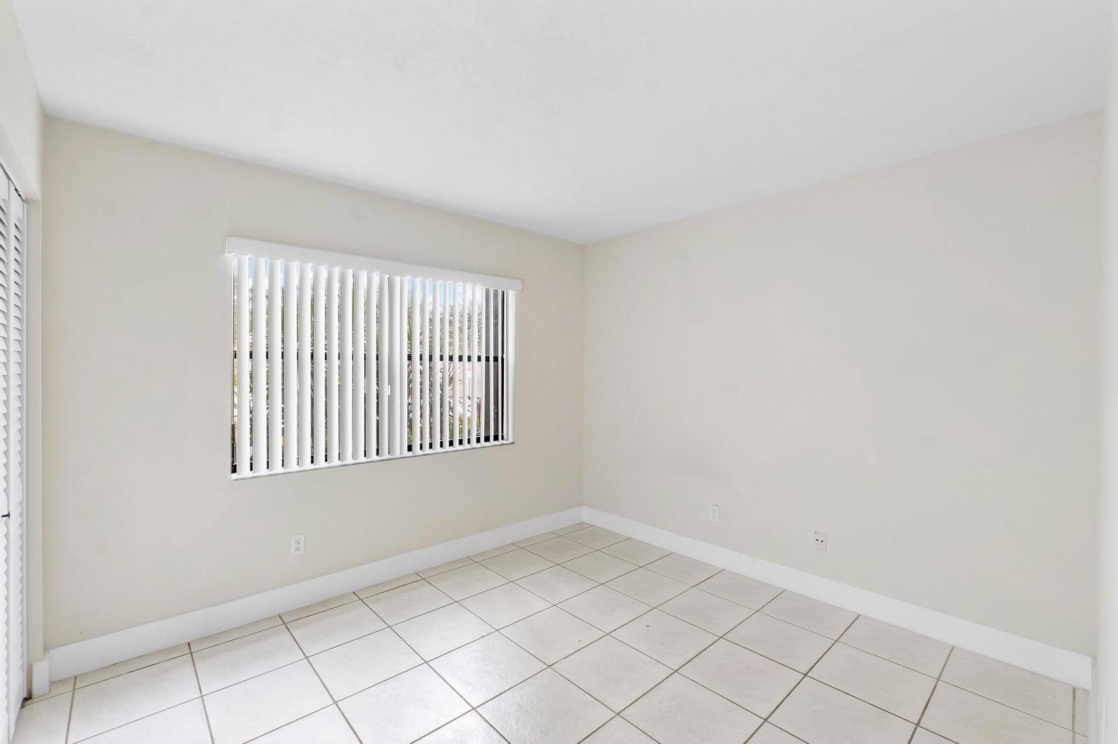 10710 Royal Palm Boulevard 2-2 — photo 7