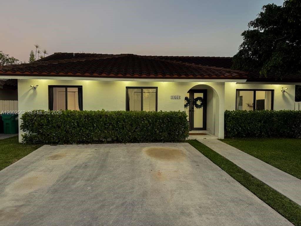14554 SW 96 Terr 96 Terrace, Miami, FL 33186