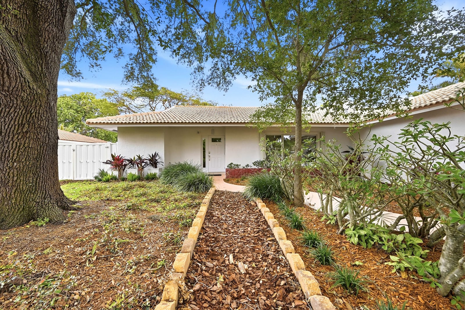 8857 NW 3rd Place, Coral Springs, FL 33071 photo 9