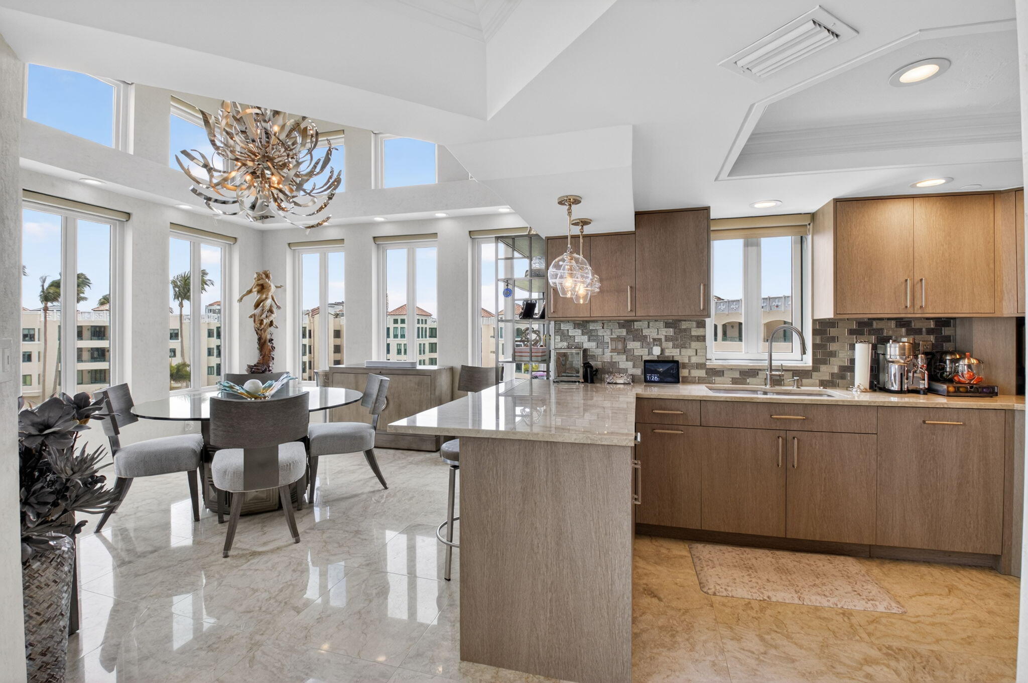 100 SE 5th Avenue Ph 7 — photo 10