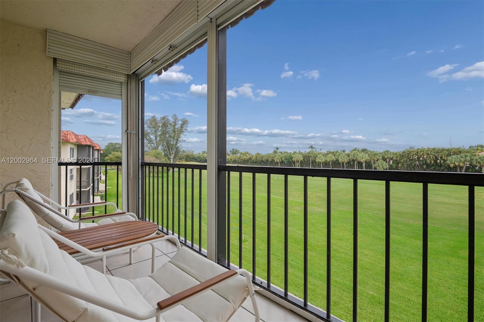 9411 N Hollybrook Lake Drive 304, Pembroke Pines, FL 33025, Pembroke Pines