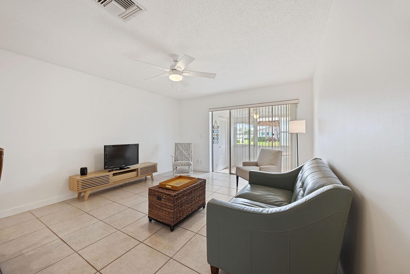 2691 Dudley Dr Drive E D, West Palm Beach, FL 33415 photo 14