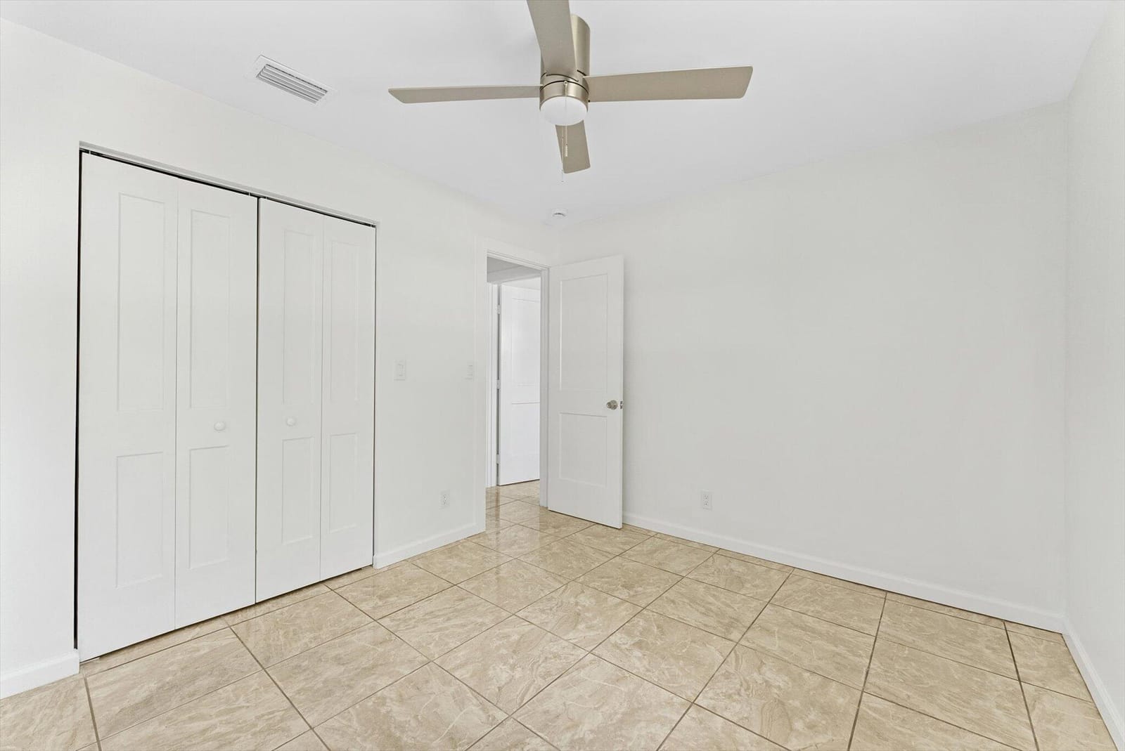 821 Northview Drive, Jupiter, FL 33458 photo 12