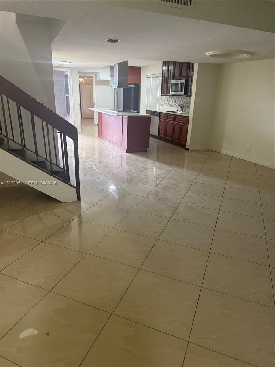 1815 NW 56th Terrace 15 — photo 2