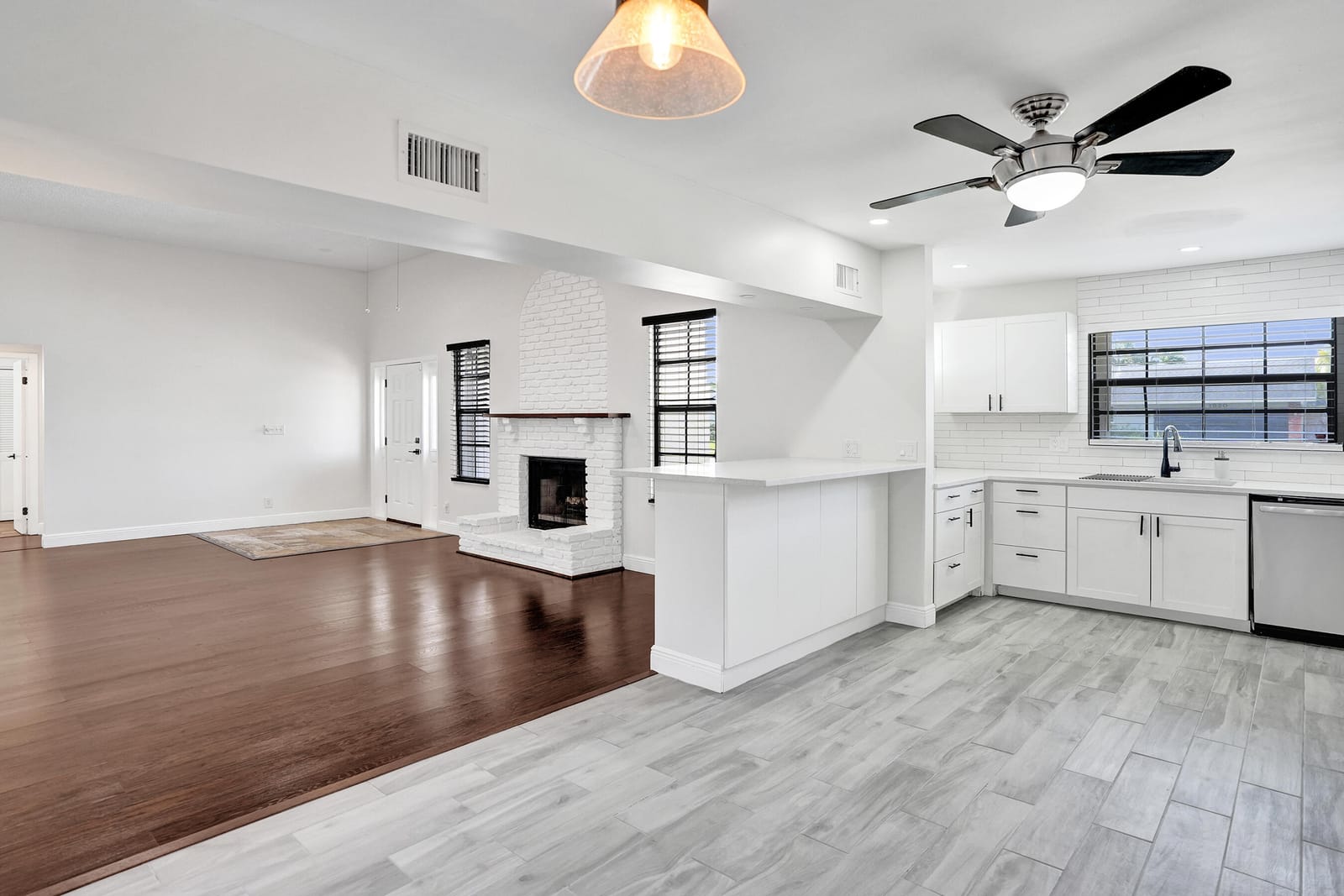 1821 NW 43rd Street, Oakland Park, FL 33309 photo 12