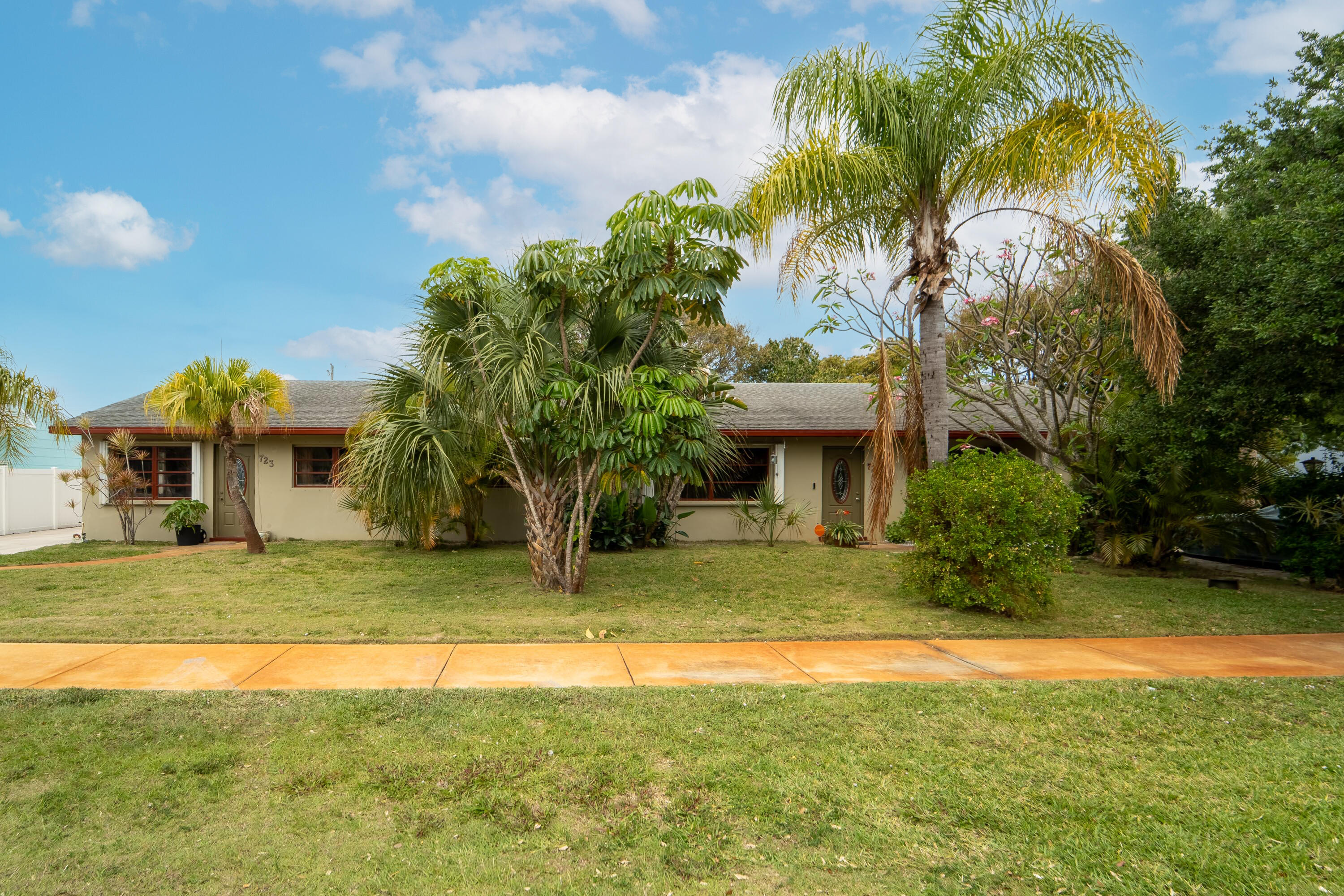 723 N 7th Street, Lantana, FL 33462, Lantana