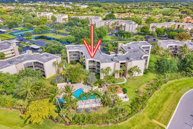 5749 Camino Del Sol 404, sold in Camino Real Village Condo, Boca Raton, FL