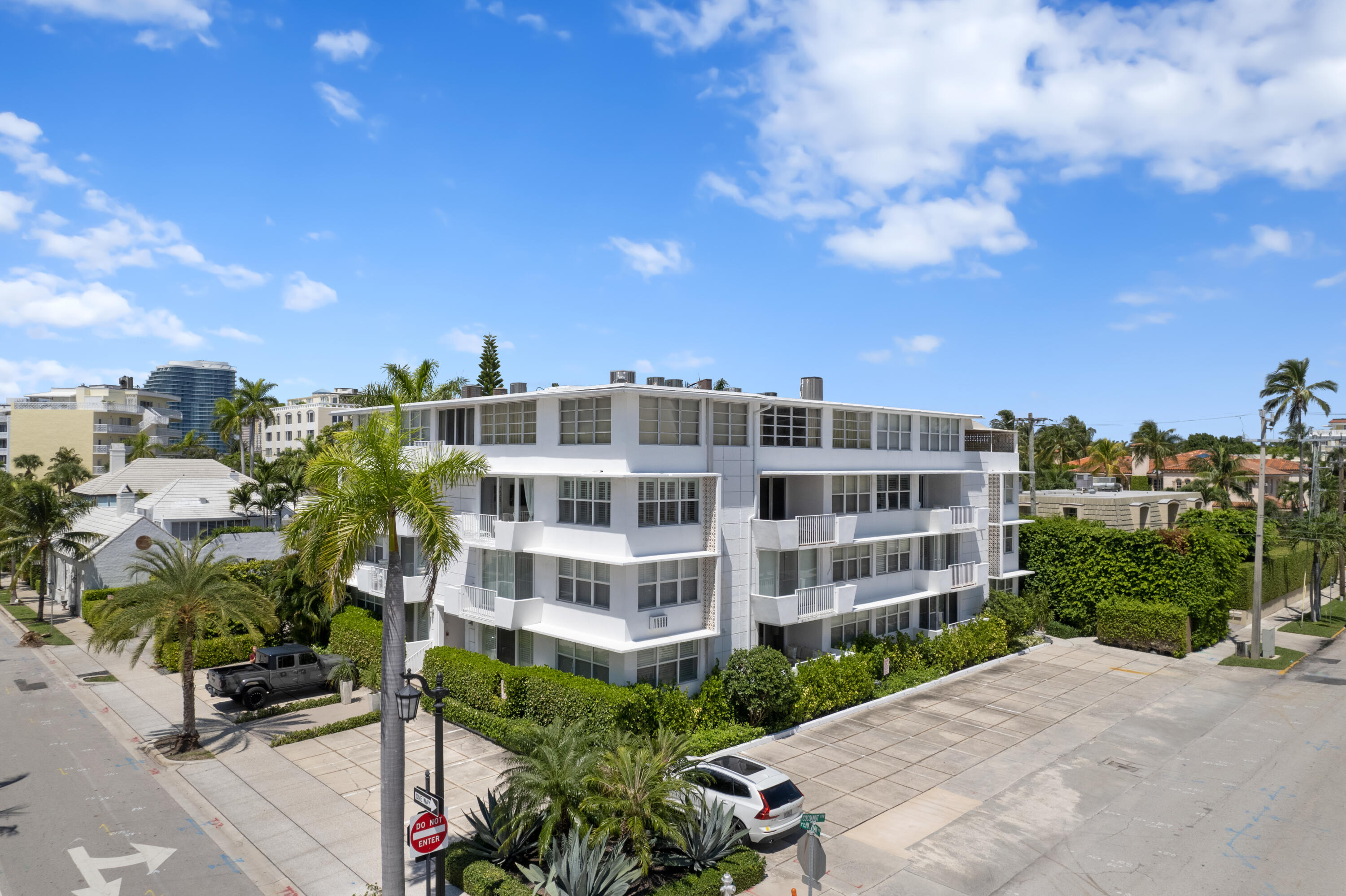 401 Peruvian Avenue 3020, Palm Beach, FL 33480, Palm Beach