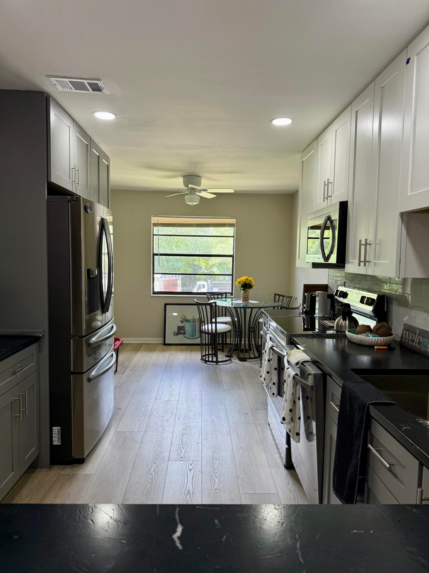20 Westgate Lane F — photo 8