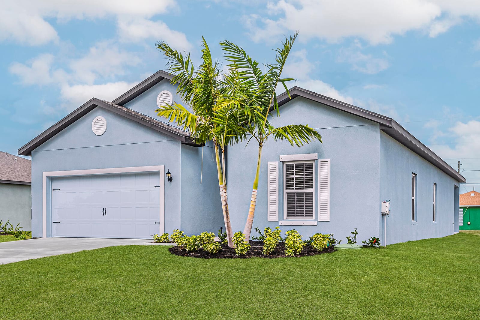8585 101st Avenue, Vero Beach, FL 32967 photo 2