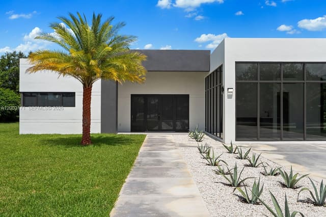 29705 SW 187th Avenue, Homestead, FL 33030