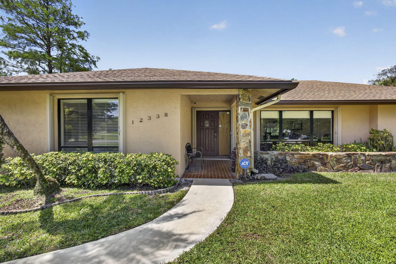 12338 Old Country Road N, Wellington, FL 33414 photo 2