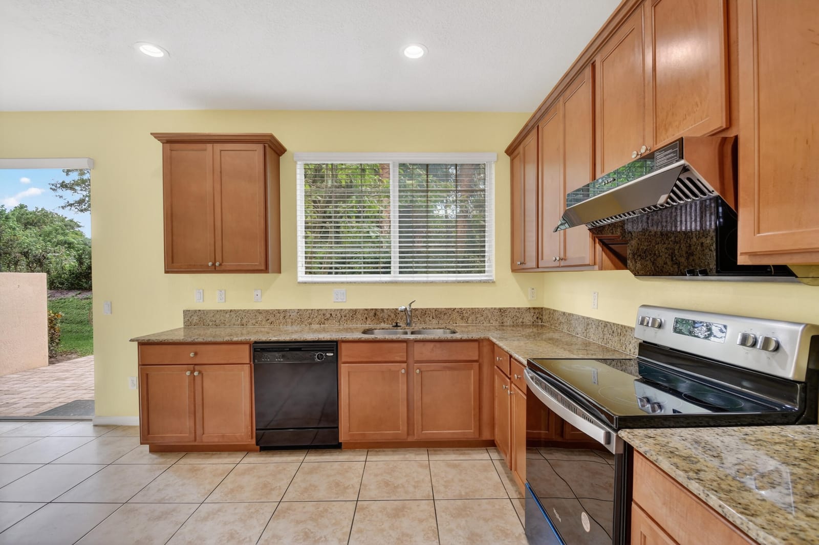 7480 Sarentino Lane, Boynton Beach, FL 33437 photo 9