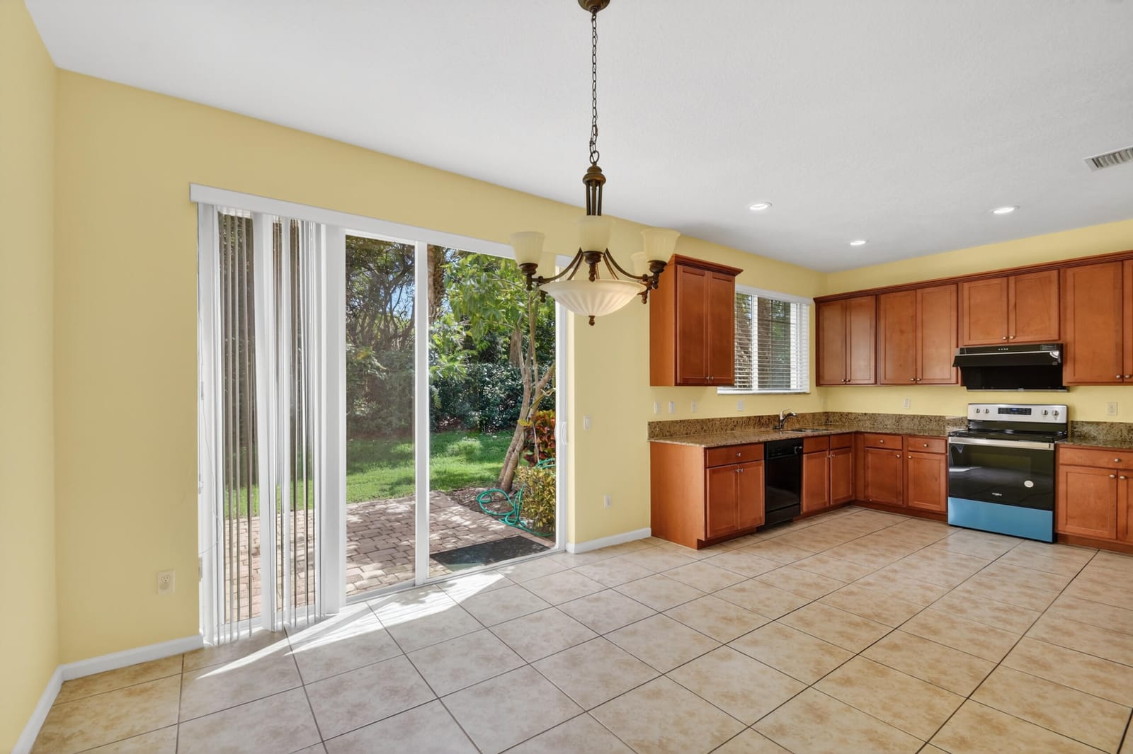 7480 Sarentino Lane, Boynton Beach, FL 33437 photo 10