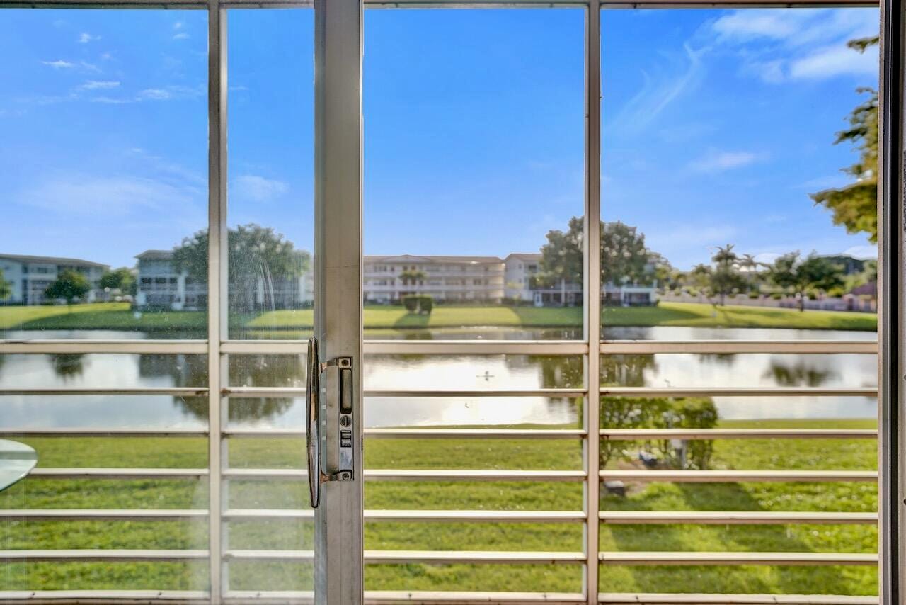 189 Brighton E, Boca Raton, FL 33434 photo 28