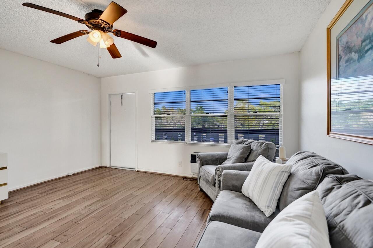 189 Brighton E, Boca Raton, FL 33434 photo 10