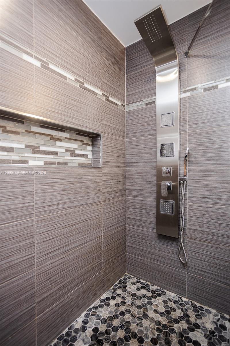 1318 Washington Street, Hollywood, FL 33019 photo 25