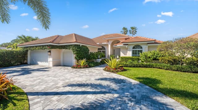 123 Echo Lane, sold in Loxahatchee Club At Maplewood 3 Ph 2, Jupiter, FL