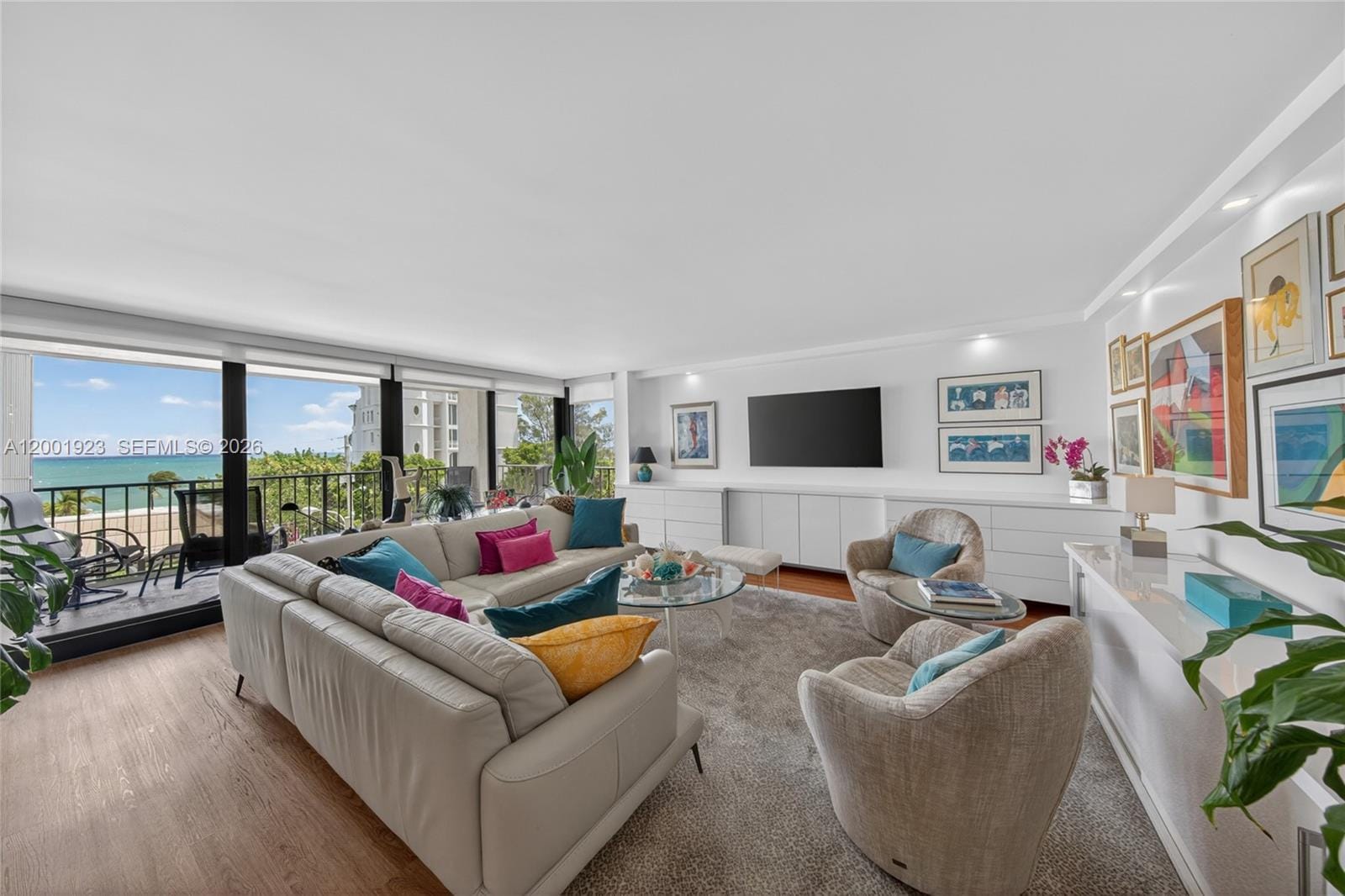 1905 N Ocean Boulevard 4F — photo 8