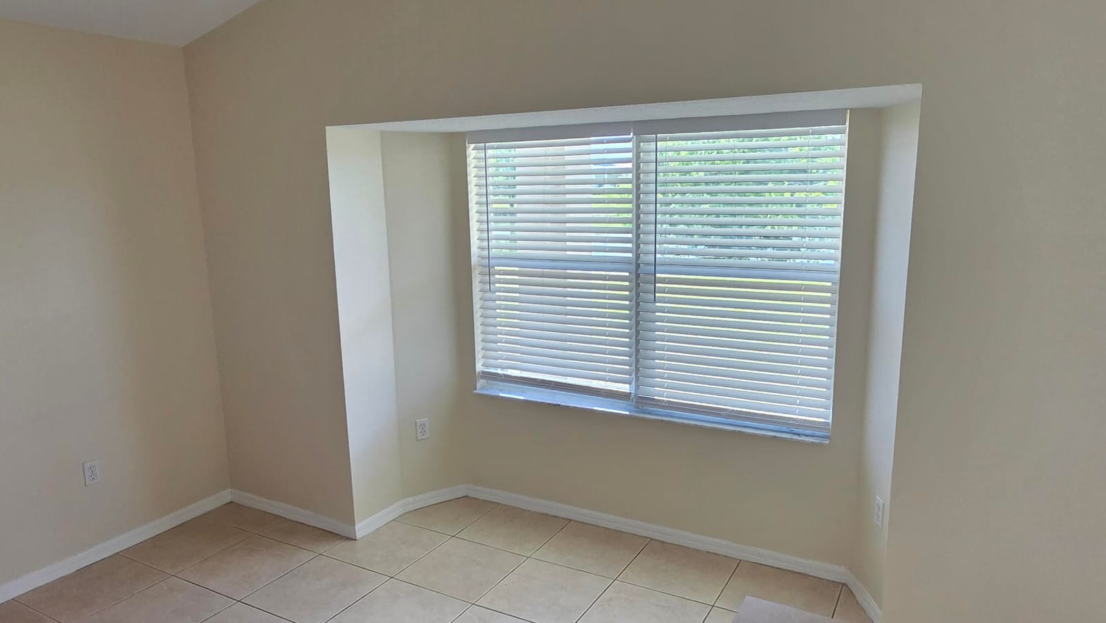 538 SW Indian Key Drive — photo 4