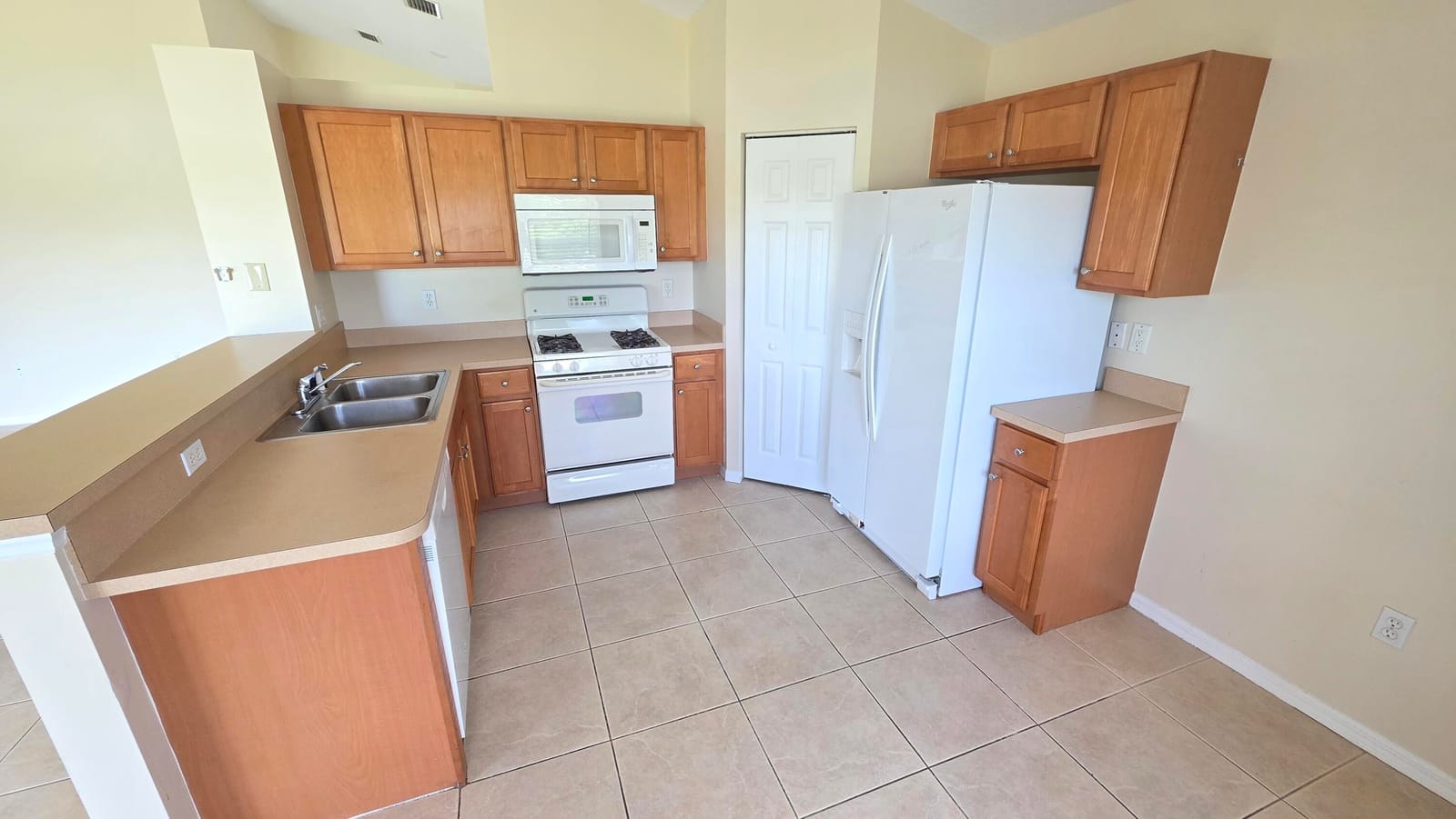 538 SW Indian Key Drive — photo 5