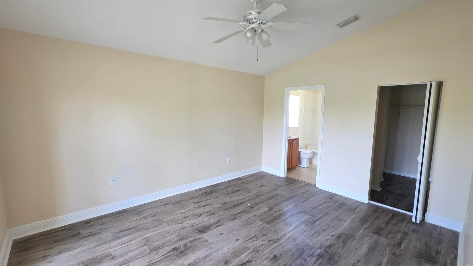 538 SW Indian Key Drive — photo 9