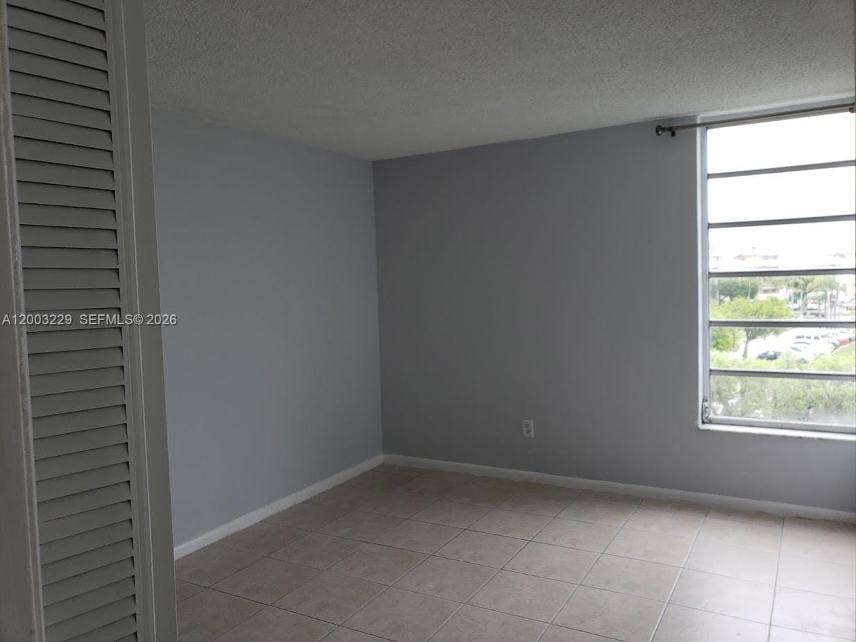 8840 Fontainebleau Boulevard 402 — photo 4
