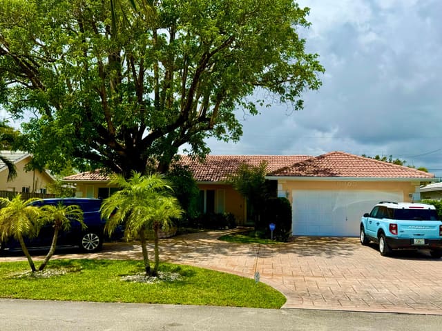 5805 NE 21st Avenue, sold in Coral Highlands, Fort Lauderdale, FL
