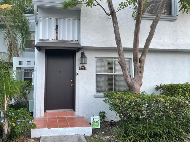 9762 NW 47th Terrace 175, sold in The Greens At Doral Condo, Doral, FL