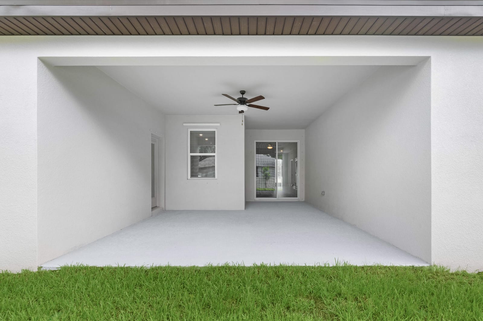9345 101st Avenue, Vero Beach, FL 32967 photo 2