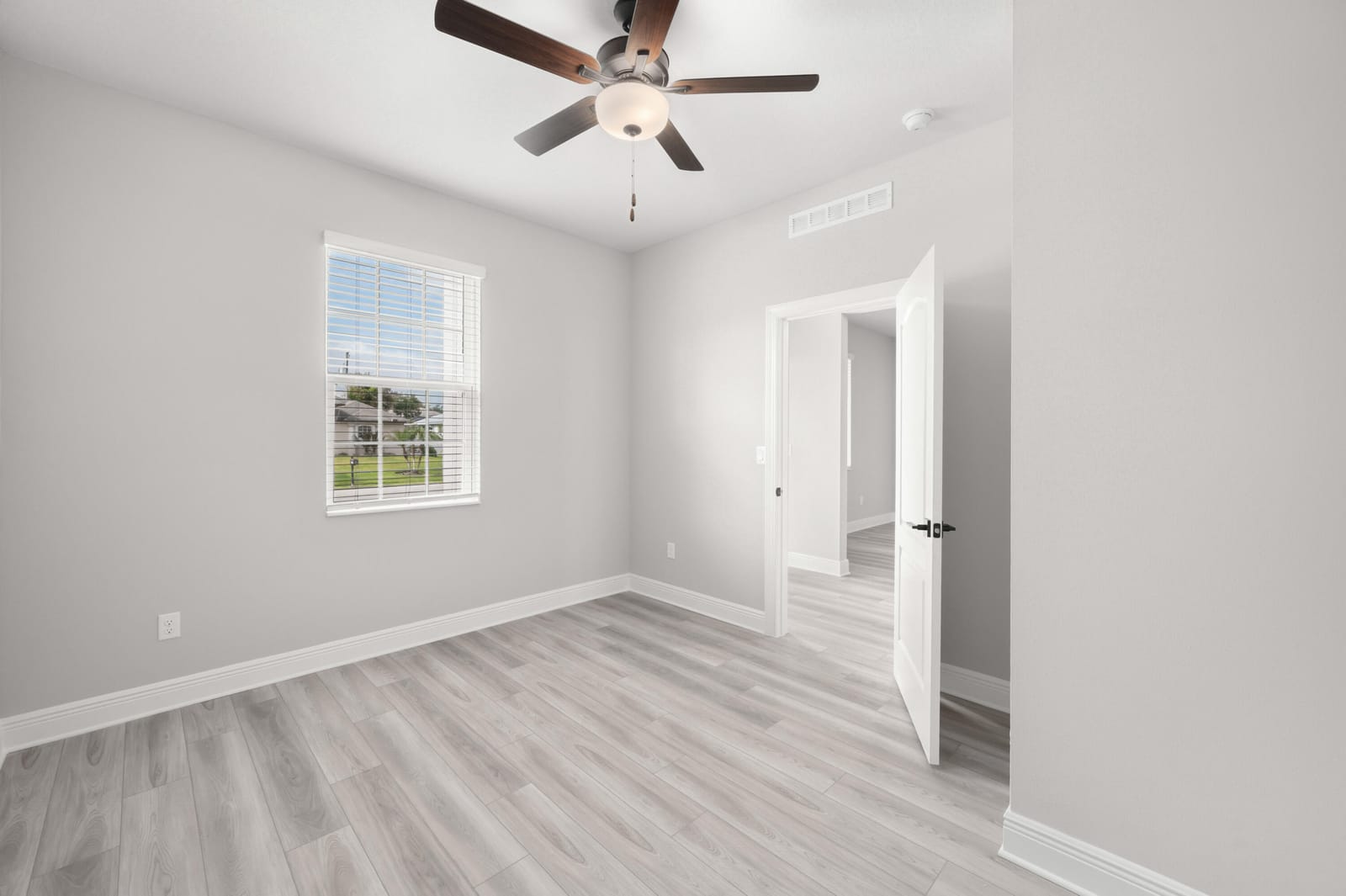 9345 101st Avenue, Vero Beach, FL 32967 photo 29