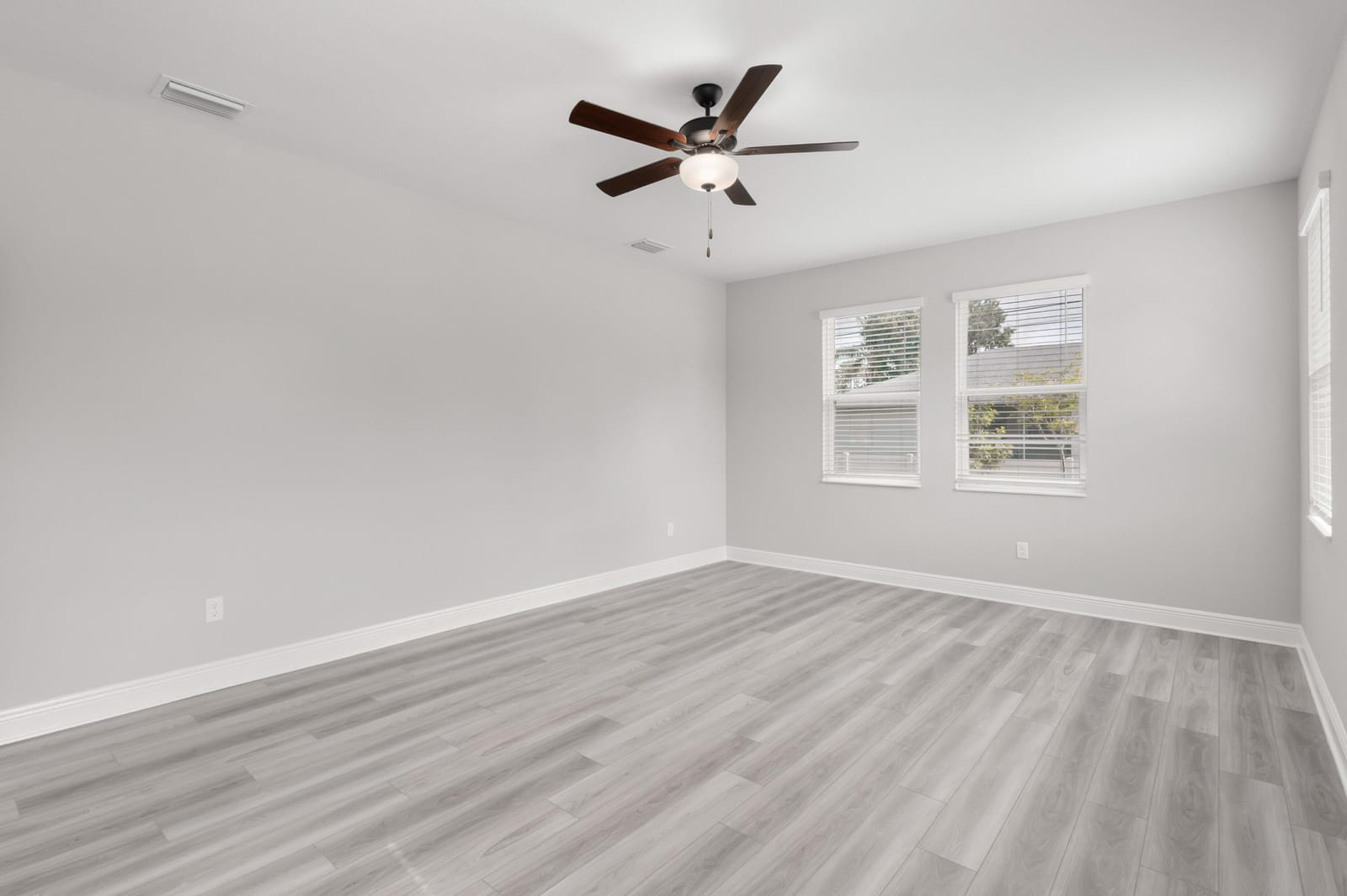 9345 101st Avenue, Vero Beach, FL 32967 photo 6