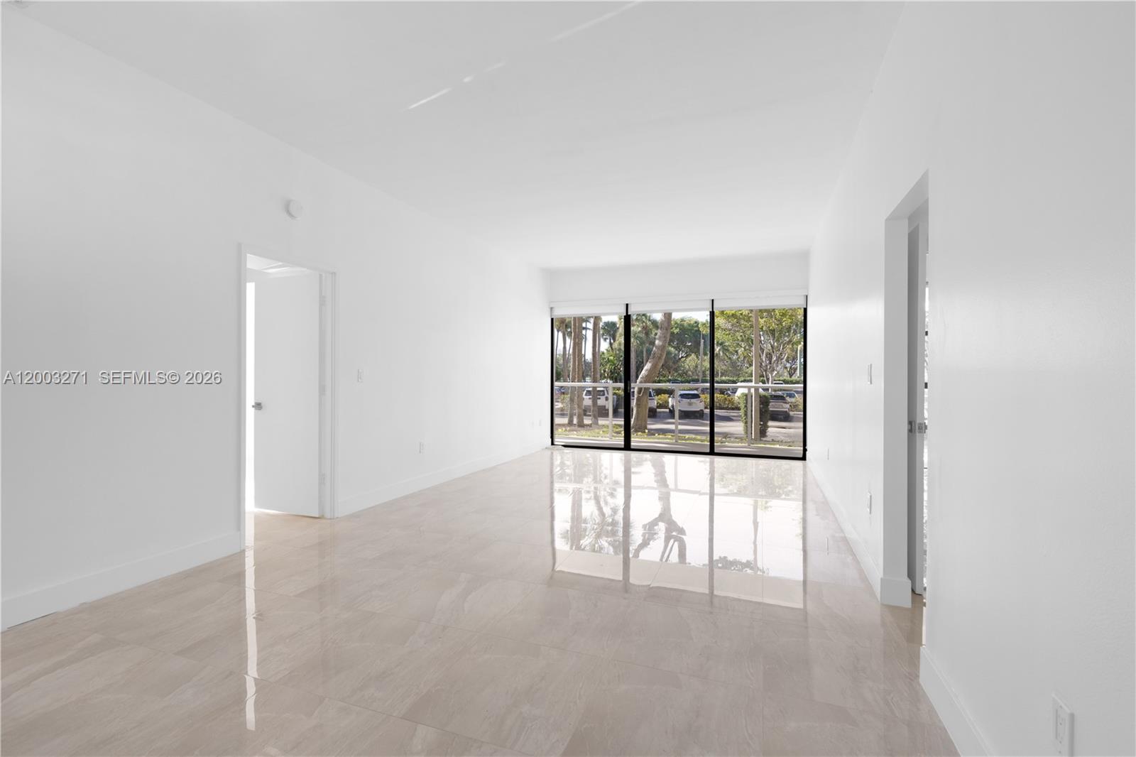 3731 N Country Club Drive 124, Aventura, FL 33180, Aventura