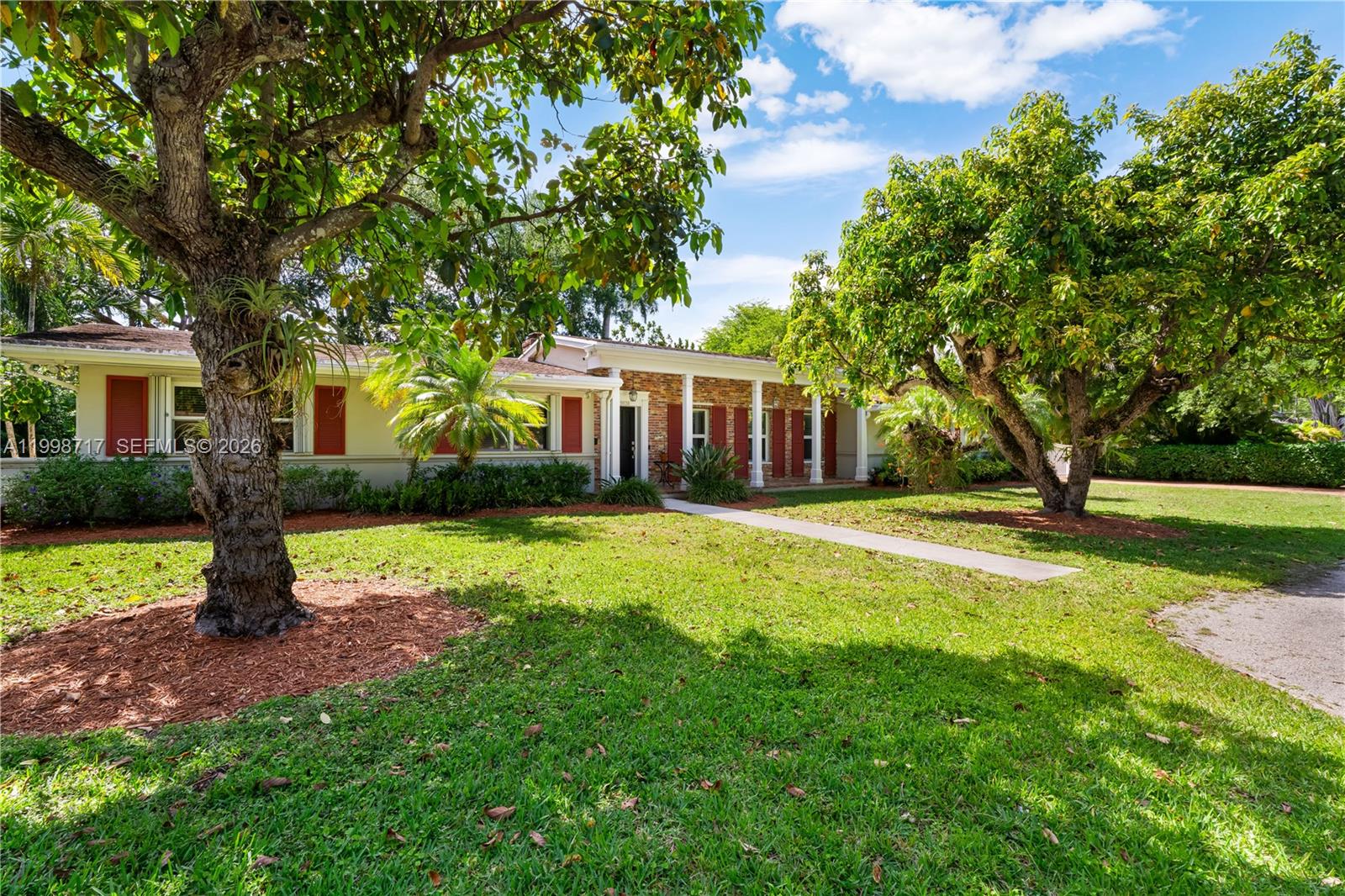 9830 SW 69th Avenue, Pinecrest, FL 33156, Pinecrest