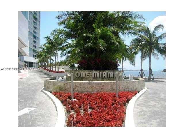 335 S Biscayne Boulevard 3502 — photo 2
