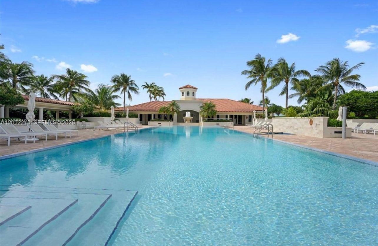 20000 E Country Club Drive 906, Aventura, FL 33180, Aventura