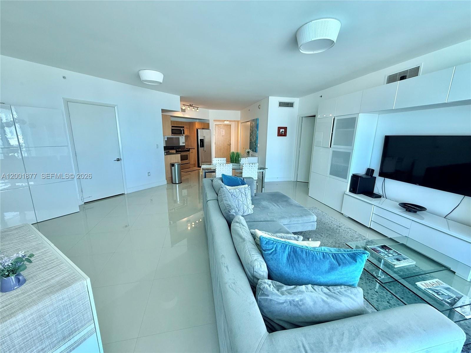 350 S Miami Avenue 1601, Miami, FL 33130 photo 13