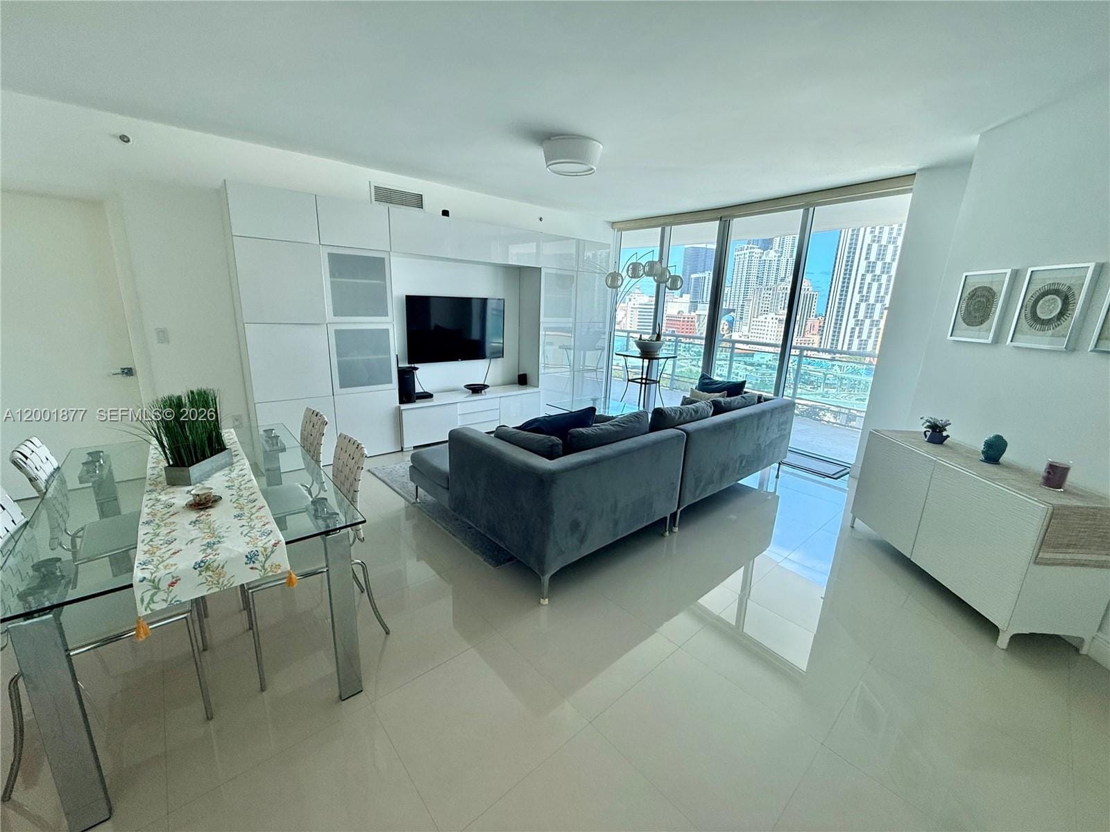 350 S Miami Avenue 1601, Miami, FL 33130 photo 21