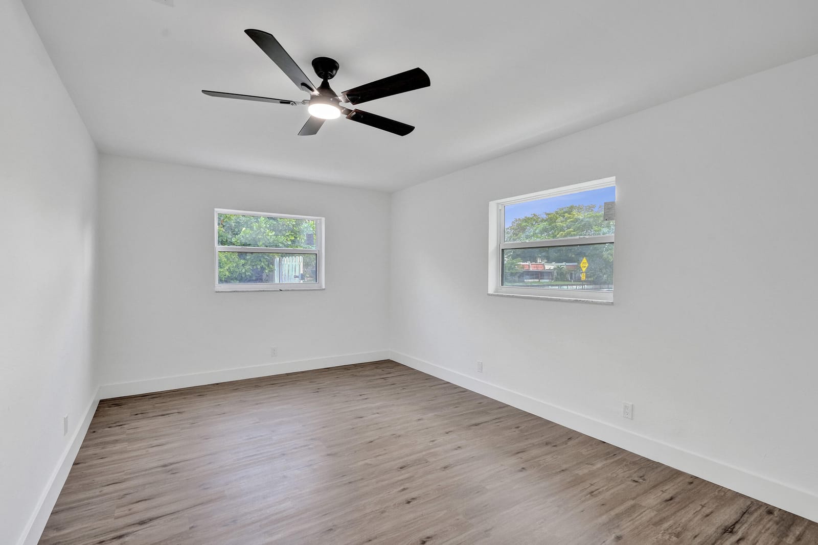 6606 NW 95th Avenue, Tamarac, FL 33321 photo 28