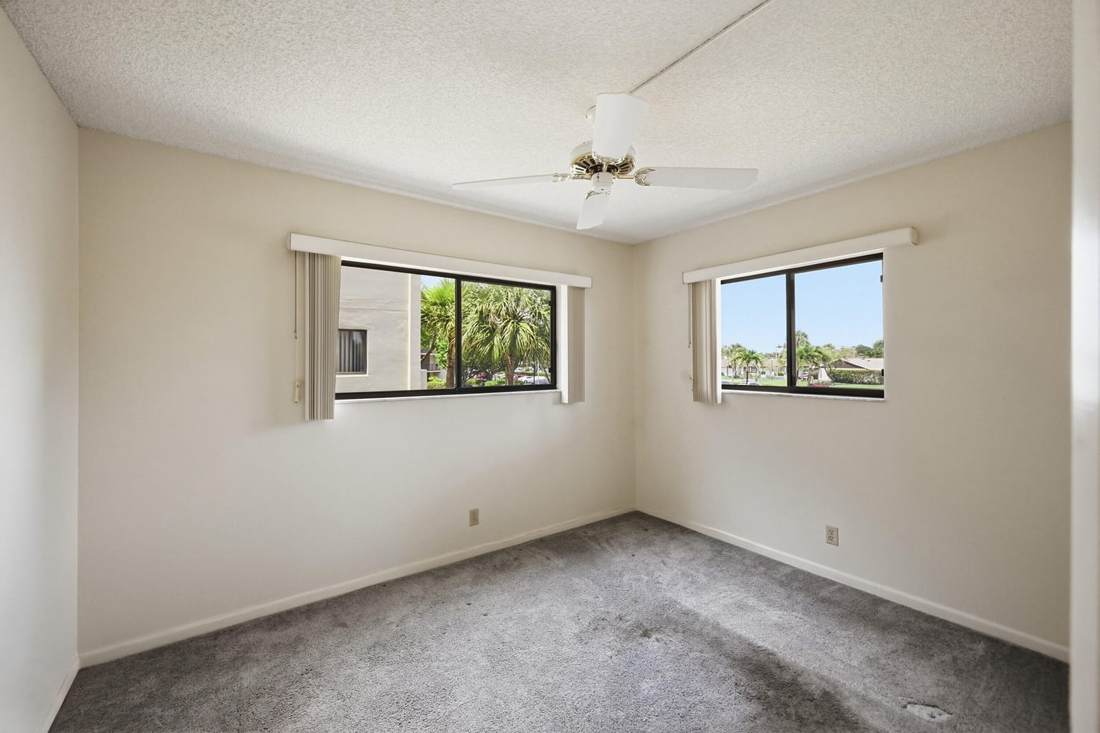 5370 Las Verdes Circle 219, Delray Beach, FL 33484 photo 14