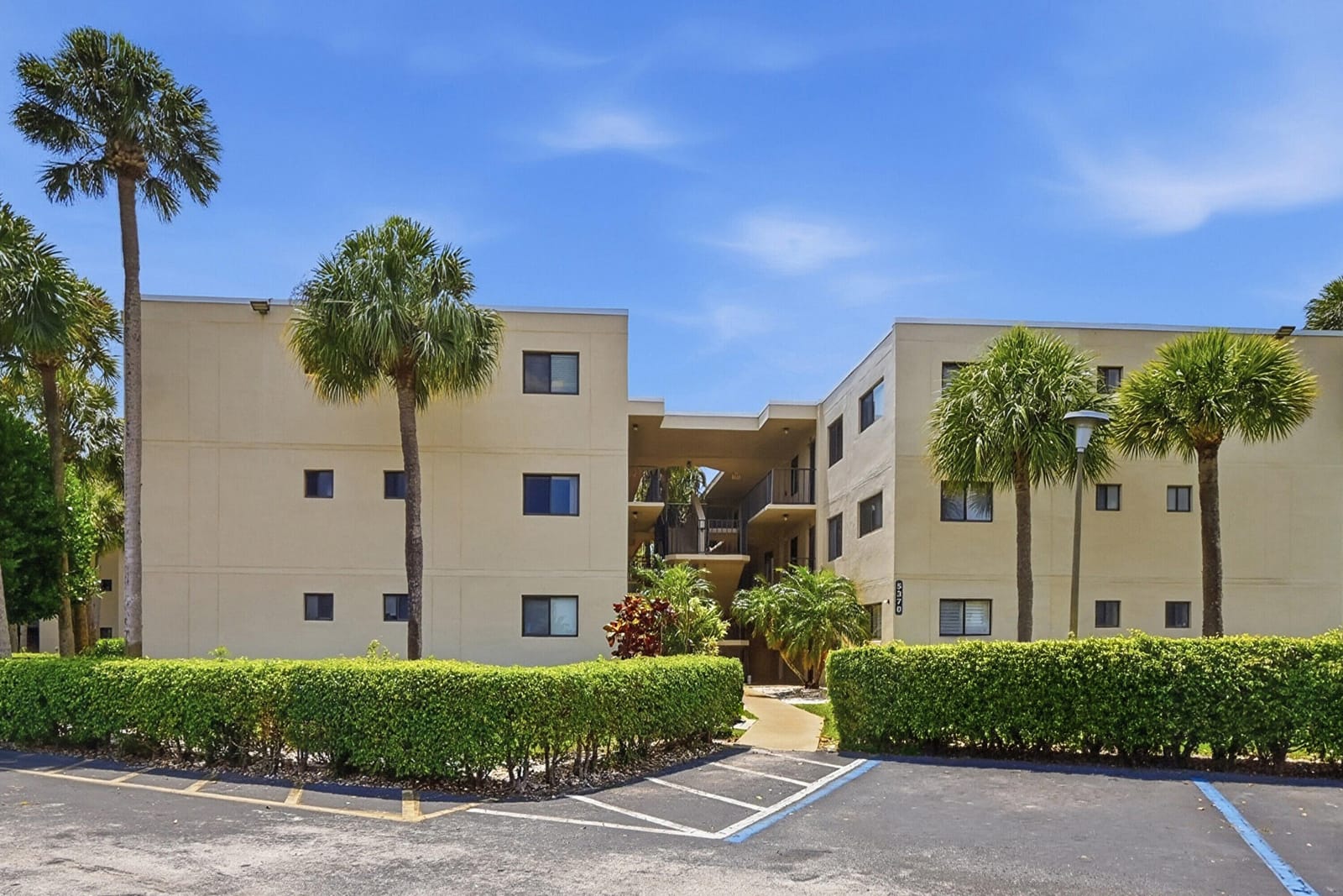 5370 Las Verdes Circle 219, Delray Beach, FL 33484 photo 21