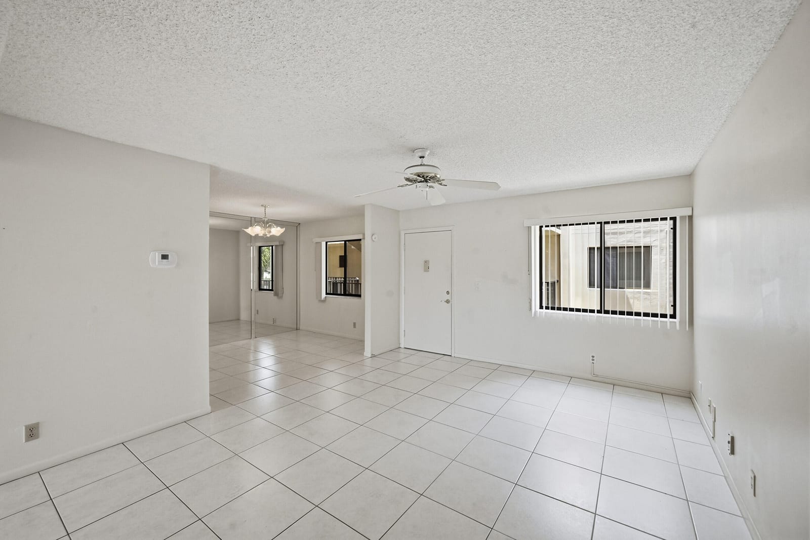 5370 Las Verdes Circle 219 — photo 8