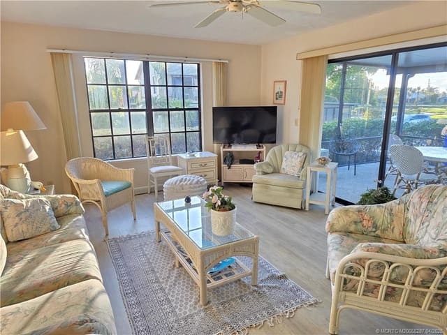 7377 SE Jamestown Terrace, Hobe Sound, FL 33455
