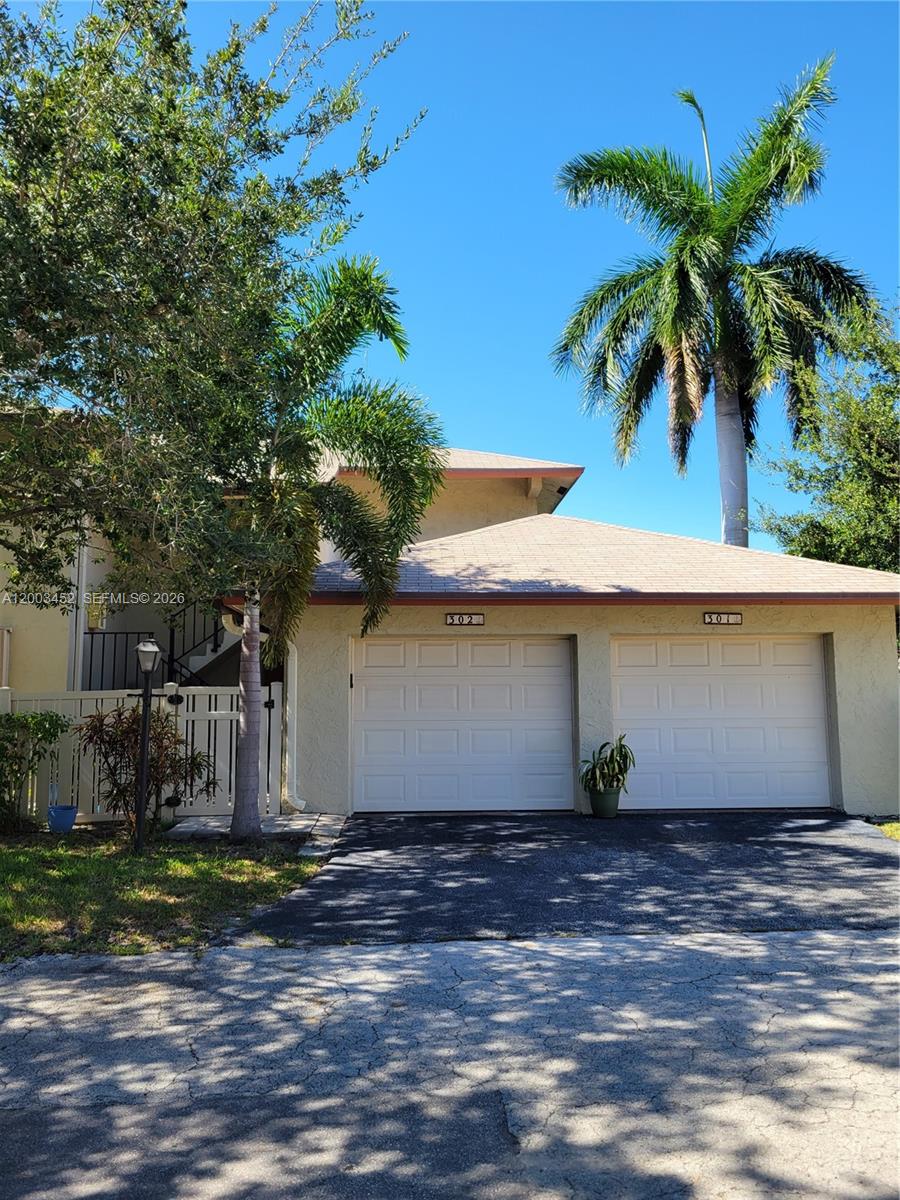 1821 NE 40th Court 302, Pompano Beach, FL 33064, Pompano Beach